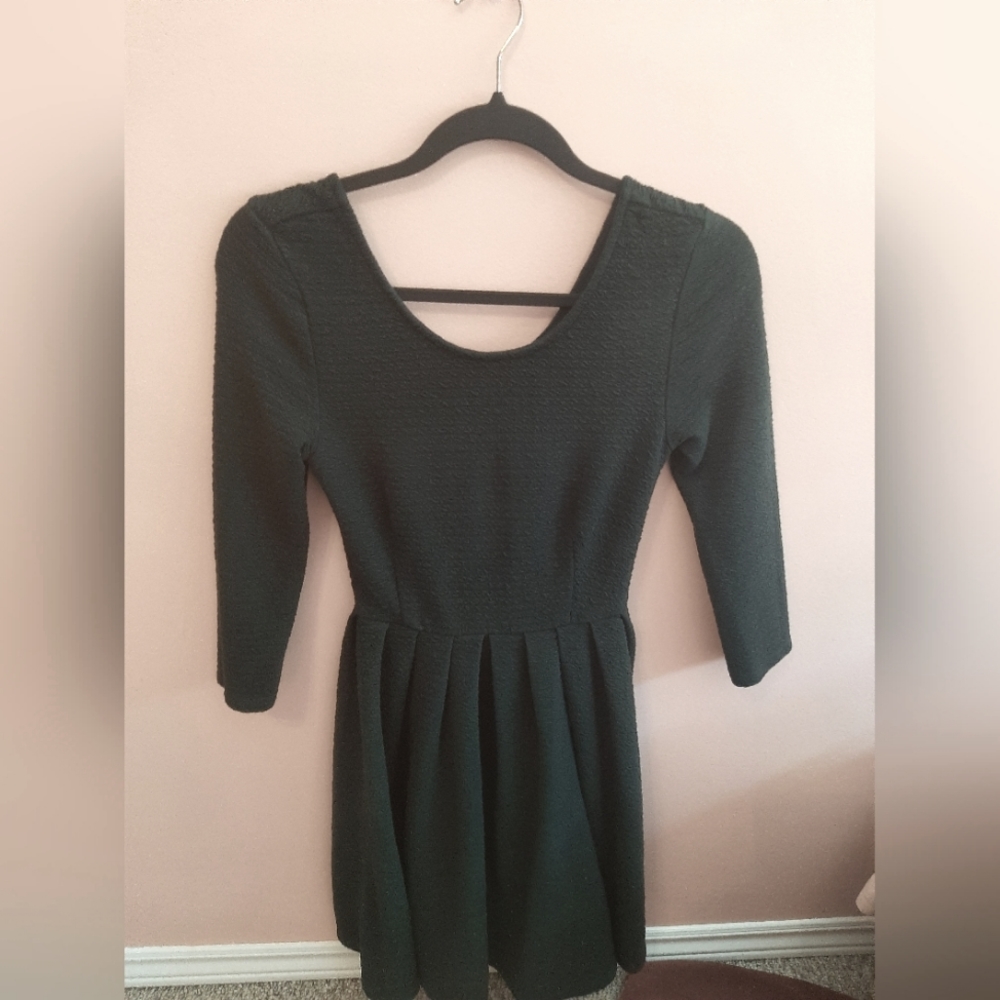 Dark Green Scoop Neck Dress